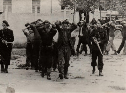 PHOTO PRESSE 1944 MILICE NATIONALE SOCIALISTE FRANCAISE NOUVELLE EUROPE COLLABORATION - 1939-45