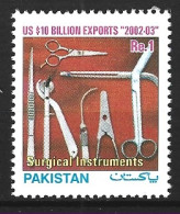 PAKISTAN. N°1113 De 2003. Instruments Chirurgicaux. - Medizin