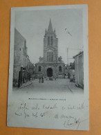 MONTFORT L'AMAURY -- Place De L'Eglise - Carte "précurseur" 1902 - ANIMEE - Montfort L'Amaury