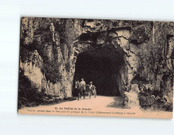 La Vallée De La Sioule, Tunnel Creusé Dans Le Roc Pour Le Passage De La Route - Très Bon état - Otros & Sin Clasificación