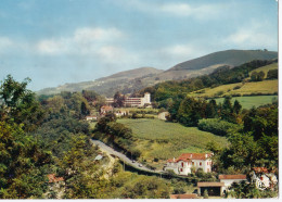 Cambo-les-Bains - Sortie De La Ville Sur La Route D'Hasparren Et Vue Sur Ursuza - Cambo-les-Bains