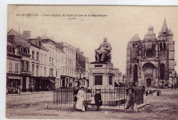 Le Neubourg Place Dupont Et Rue De La Republique - Le Neubourg