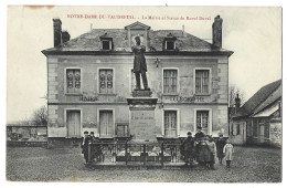 27 Notre Dame Du Vaudreuil - La Mairie Et Statue De Raoul Duval - Sonstige & Ohne Zuordnung