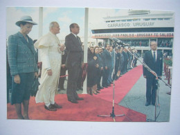 Avion / Airplane / Pope Paul II With President Sanguinetti At Carrasco Airport, Uruguay / Aéroport / Flughafen - Aerodrome