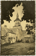 CPA (Puy De Dôme) BESSE EN CHANDESSE. Le Beffroi Et Porte De Ville (n° 281) - Besse Et Saint Anastaise