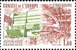 France Service N** Yv: 66 Mi:28 Strasbourg Bâtiment Du Conseil - Mint/Hinged