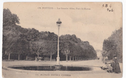 Poitiers - Les Grandes Allées - Parc De Blossac - Poitiers