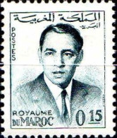 Maroc Poste N* Yv: 439 Mi:493 Hassan II (Trace De Charnière) - Marokko (1956-...)