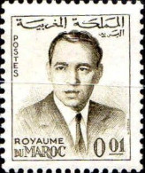 Maroc Poste N* Yv: 435 Mi:489 Hassan II (Trace De Charnière) - Marruecos (1956-...)