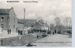 CPA - Remicourt - Centre Du Village  Be - Autres & Non Classés