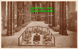 R357442 The Nave And Unknown Warriors Grave. Westminster Abbey. RP - World