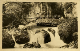 CPSM (Cantal) Env. De VIC Sur CERE - Le Pas De Cère (n° 34) - Altri & Non Classificati