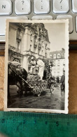 Real Photo  La Cavalcade , Carnaval. Fete De Village DEFILE   Attelage Cheval  A Identifier - Lugares