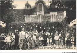 AS#BFP2-91-0941 - MORSANG-SUR-ORGE - Parc De Beauséjour - Le Pavillon Louis XIV, Jour De Kermesse - Morsang Sur Orge