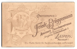 Fotografie Friedr. Brüggemann, Leipzig, Engel Mit Plattenkamera Nebst Anschriften Der Ateliers  - Anonymous Persons