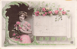 FANTAISIES - Mille Gros Baisers - Femme Avec Des Fleurs - Carte Postale Ancienne - Frauen