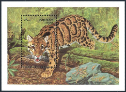 Bhutan 931, MNH. Michel  Bl. Clouded Leopard, 1990. - Bhutan