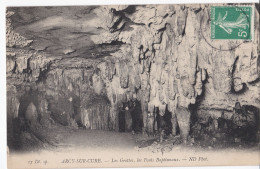 Arcy-sur-Cure - Les Grottes, Les Fonts Baptismaux - Altri & Non Classificati