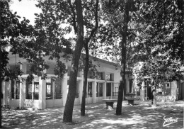 SOULAC Sur MER . Colonie De Vacances De GRAND QUEVILLY . La Salle à Manger - Soulac-sur-Mer