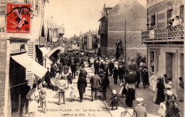 PAS DE CALAIS-Le Touquet-Paris-Plage-La Rue De Paris Un  Jour De Fête - YC - Le Touquet