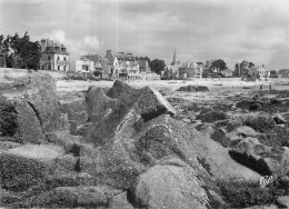 LARMOR PLAGE . Les Rochers Et La Plage - Larmor-Plage