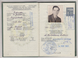 Passaporto Residente In Tunisia Marca Consolare Gratuita Concessione Gratuita Del Passaporto 14 Mai 1963 Tunis - Fiscales