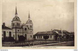 55 FRESNES SUR WOËVRE Vers Verdun L'Eglise Et Les écoles Enfants En 1921 - Verdun