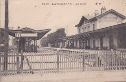 La Varenne-Chennevières - La Gare : Vue Intérieure - Chennevieres Sur Marne