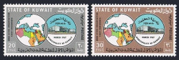 Kuwait 354-355, Lightly Hinged. Mi 350-351. Conference Arab Cities, 1967. Map. - Koweït