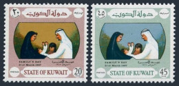 Kuwait 356-357, MNH. Michel 352-353. Family Day, 1967. - Koweït