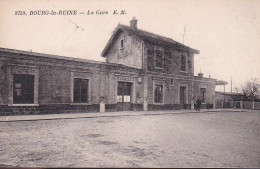 La Gare : Vue Extérieure - Bourg La Reine