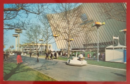 Uncirculated Postcard - USA - NY, NEW YORK WORLD'S FAIR 1964-65 - GENERAL MOTORS PAVILION - Ausstellungen