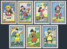 Mongolia B4-B10, MNH. Mi 1073-1079. Mongolian Children's Village, 1977. UNICEF. - Mongolia