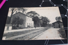 Carte   Postale  MIREBEAU DE POITOU  LA GARE - Mirebeau