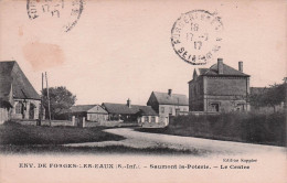 Saumon La Poterie - Le Centre  -  CPA °J - Autres & Non Classés