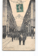 RENNES - La Rue D'Estrées - Décoration D'un Jour De Fête - Très Bon état - Rennes