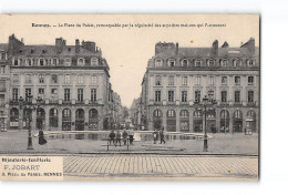 RENNES - La Place Du Palais - Très Bon état - Rennes