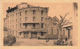 Thuir * Place Et Hôtel Du Commerce , Café - Autres & Non Classés