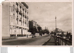 PAU  Boulevard Des Pyrénées- Dans Le Fond, Le Palais D'Hiver ( 2?choix )  .... ( Ref FB66 ) - Pau