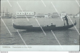 Bl490 Cartolina Venezia Citta' Panorama E Gondola Npg - Padova