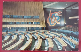 Uncirculated Postcard - USA - NY, NEW YORK CITY - UNITED NATIONS, GENERAL ASSEMBLY HALL - Lugares Y Plazas