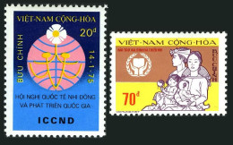 Viet Nam South 504-505, MNH. Mi 582-583. Children,Family,Flower. Conference 1975 - Vietnam