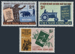 Viet Nam South 389-391, MNH. Mi 467-469. Agrarian Reform Law, 1971. Farmers,Bull - Vietnam