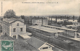 P-24-Mi-Is-1920 : SAINT-GERMAIN-AU-MONT-D'OR. LA GARE DE CHEMIN DE FER AVEC LE TRAIN - Other & Unclassified