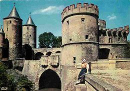 57 - Metz - Jeune Lorraine Devant La Porte Des Allemands - Folklore - Flamme Postale De Metz - CPM - Voir Scans Recto-Ve - Metz