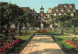 14 - Deauville - Les Jardins De L'Hôtel Nornnandy - Fleurs - Automobiles - CPM - Voir Scans Recto-Verso - Deauville