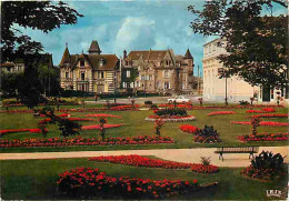 14 - Cabourg - Le Jardin Du Casino Et Les Villas - Fleurs - Automobiles - Flamme Postale - CPM - Voir Scans Recto-Verso - Cabourg