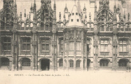 ROUEN : LA TOURELLE DU PALAIS DE JUSTICE - Rouen