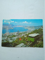 CARTOLINA: HONGKONG'S - PEAK TRAM SERVING PEAK RESIDENTS - VIAGGIATA - F/G - COLORI - LEGGI - Chine