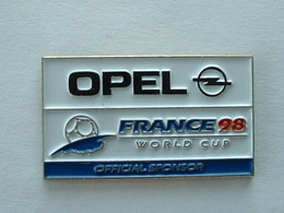 Pin's FOOTBALL - FRANCE 98 - OPEL - Opel